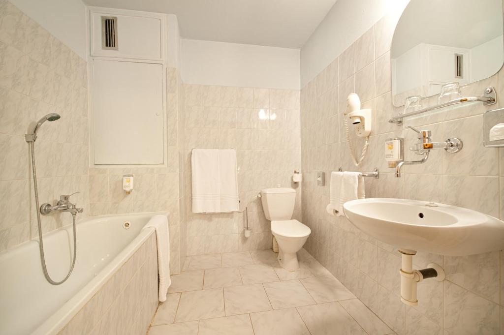 Hotel Henrietta - Resim 22