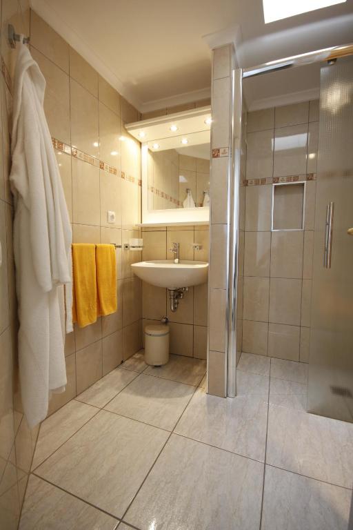 Atlantic Beach Club - 2