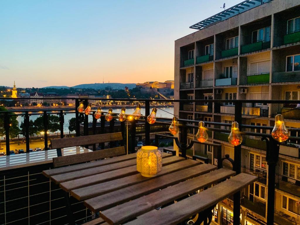 Apartamento Ecléctico Budapest 1052 Budapest, 3 Petőfi tér A/4/12 kép - 1