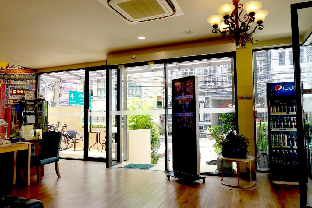 Siri Oriental Bangkok Hotel - Resim 38