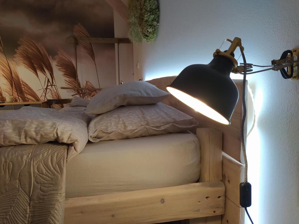 Postel nebo postele na pokoji v ubytování Chalupa u Pramenů