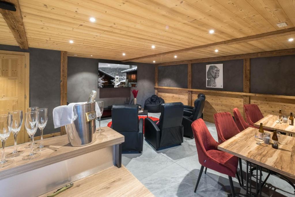 Posezení v ubytování Chalet Familial Spacieux Le Spencer Grand Luxe Châtel