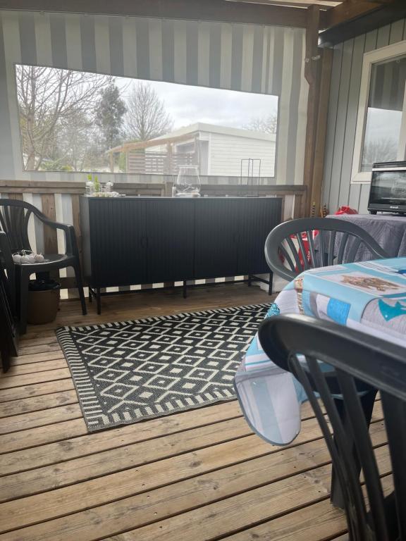 Fotografie z fotogalerie ubytování Mobil home confort XL,camping la pommeraie, piscine et océan, concarneau et pont aven v destinaci Trégunc