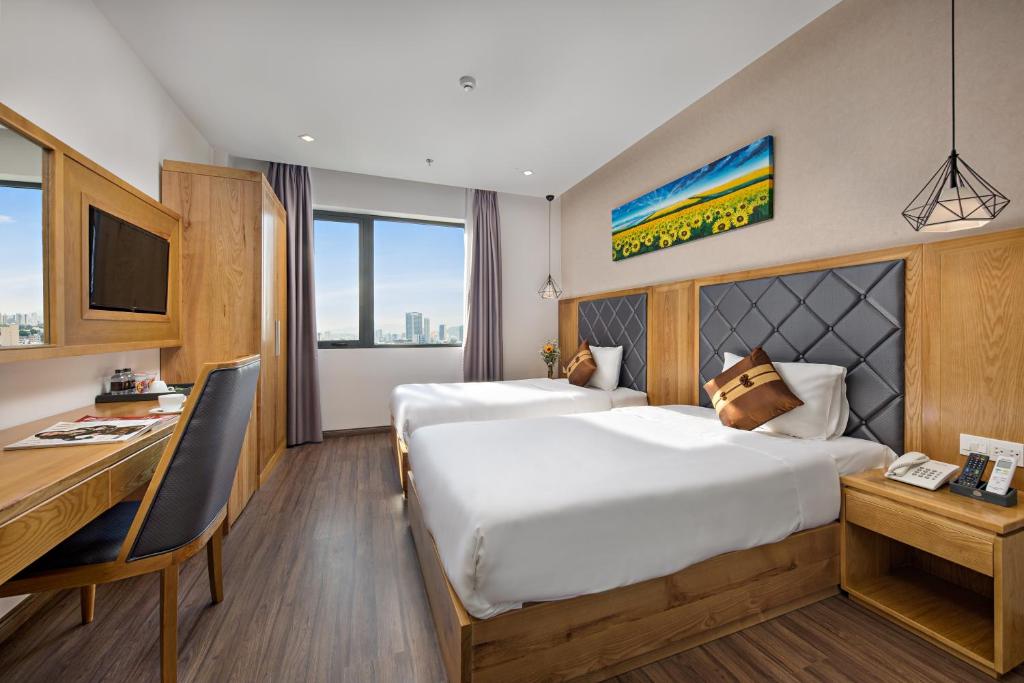 Phòng Deluxe 2 Giường Đơn Nhìn Ra Thành Phố