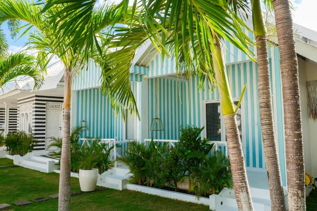 Ria Uluwatu, Tropical Chic Hotel - 2