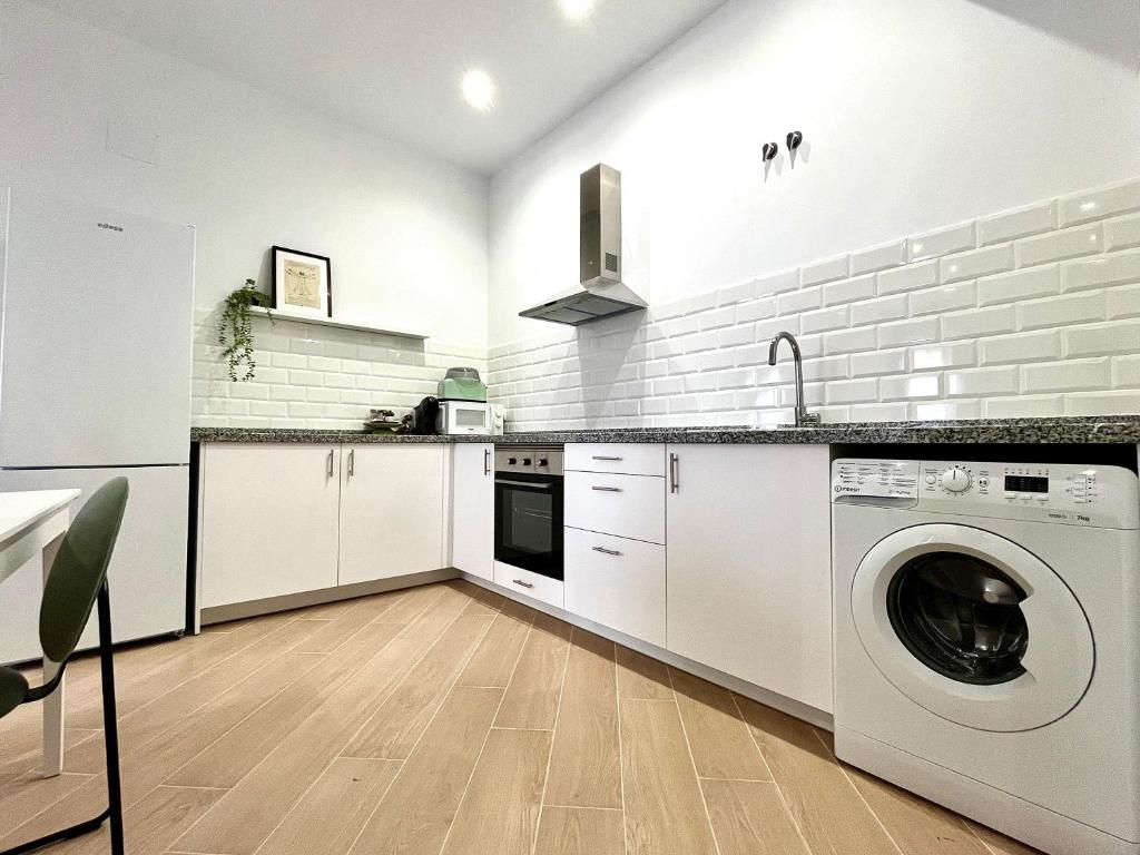 Apartamentos Élite - Art Collection - Leonardo - 4