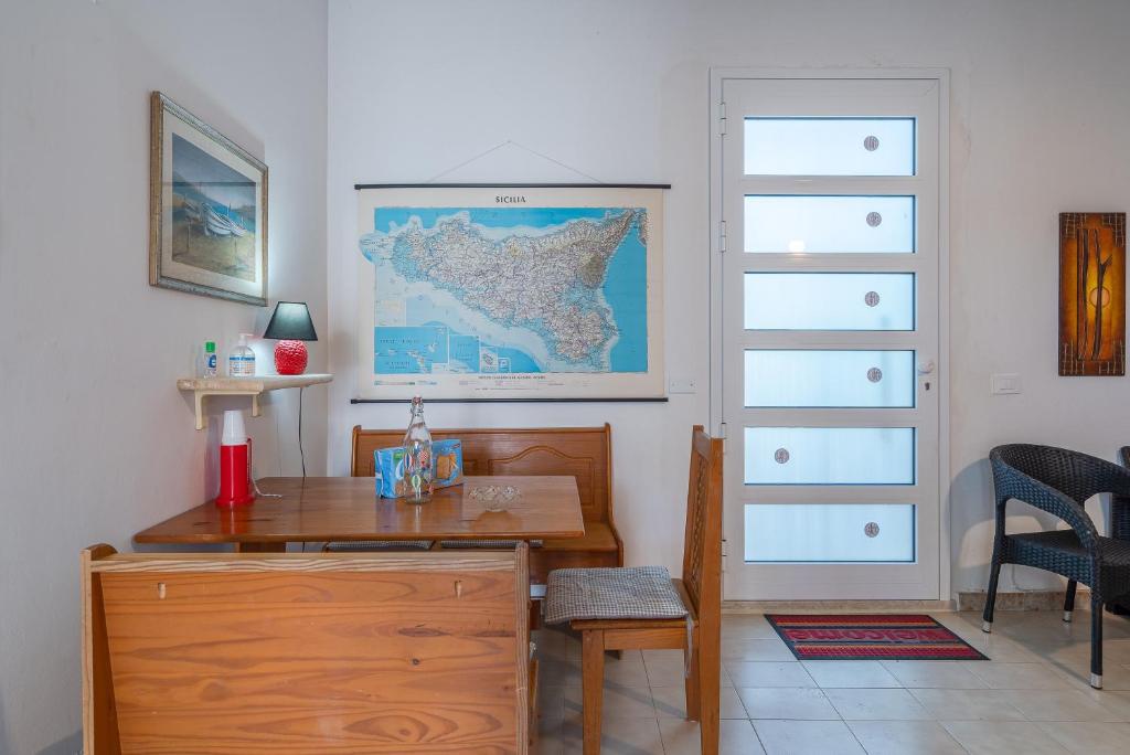 Posezení v ubytování Villa Rosa con accesso sul mare