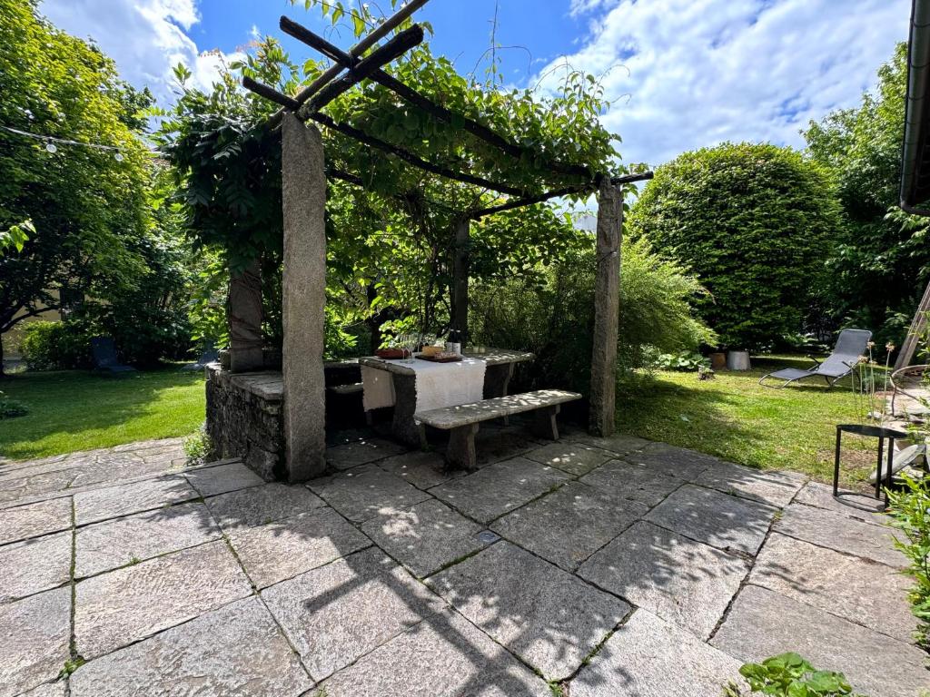 Zahrada ubytování Casa d'epoca con giardino 5 min da Locarno