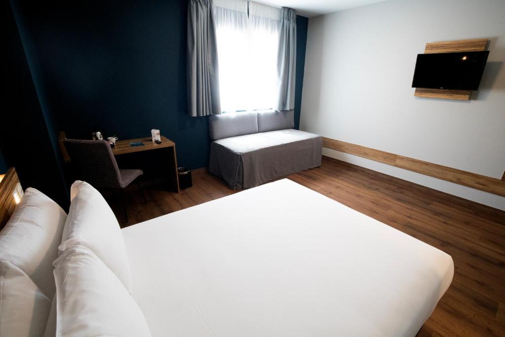 Travelodge Madrid Metropolitano - Resim 13