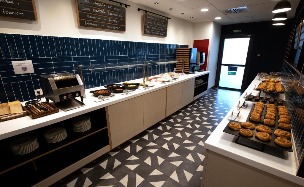 Travelodge Madrid Metropolitano - Resim 30