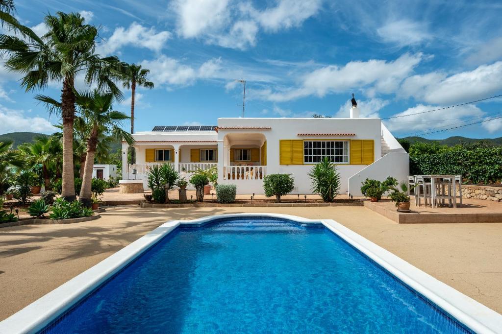 Πισίνα στο ή κοντά στο Villa Can Andreuet de Baix