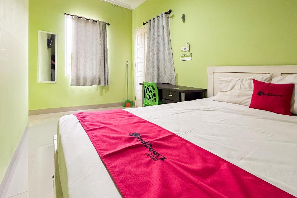 RedDoorz Syariah Near SMA N 6 - Chambre Double Standard