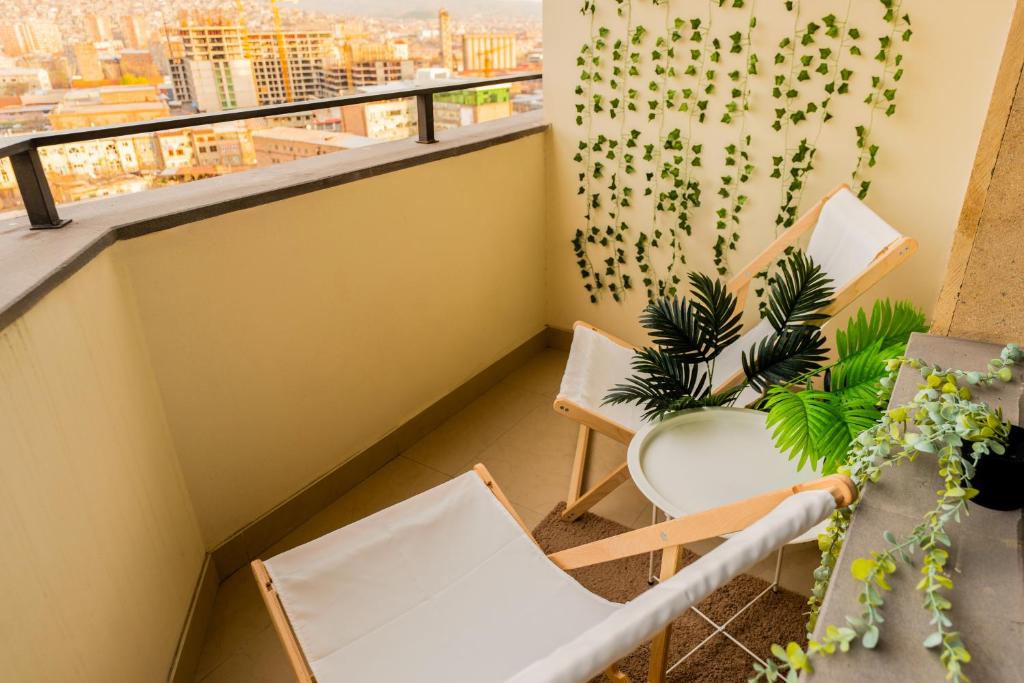 لابی و فضای عمومی Apartment KeyGo #0048 next to St Sarkis Church - تصویر ۵