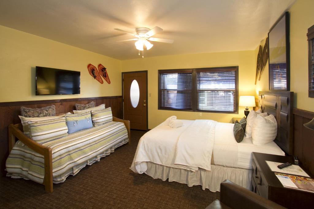 Holiday Haus - Master Queen Studio