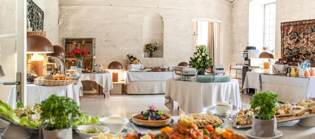 Hôtel Cloitre Saint Louis Avignon - Resim 11