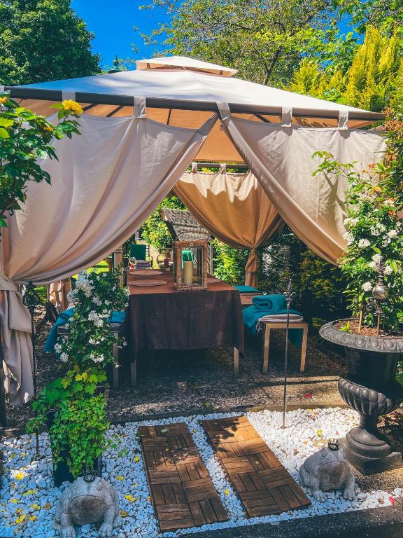 Hotel Mittelweg - Resim 17