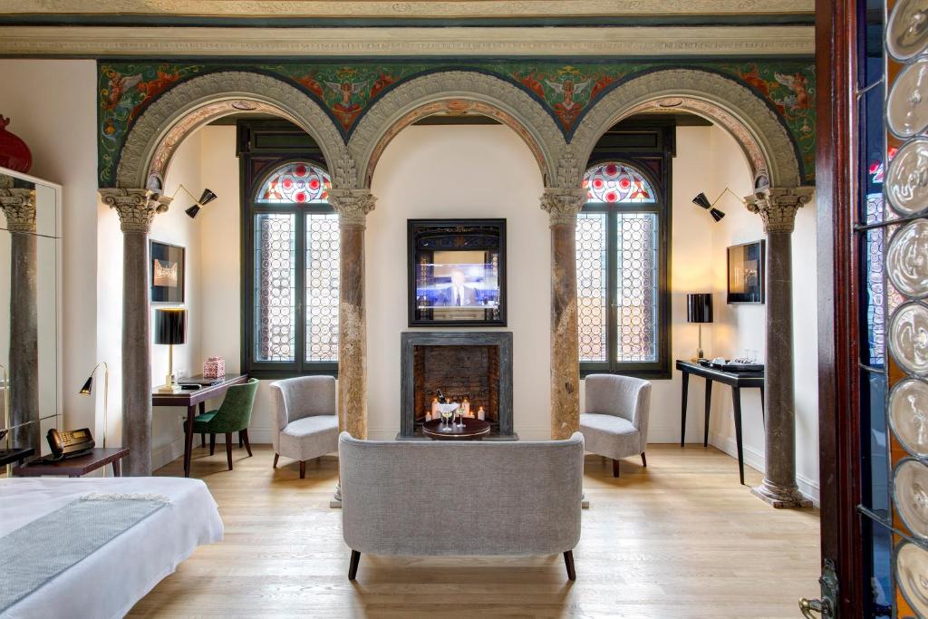 Część wypoczynkowa w obiekcie Le case di Andrea - Roof Suite Rome