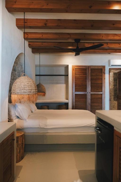 Churchill Townhouse - 5