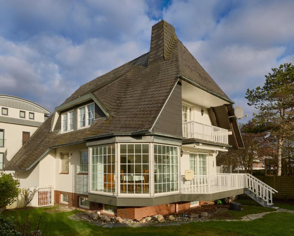 Το κτήριο όπου στεγάζεται  το διαμέρισμα