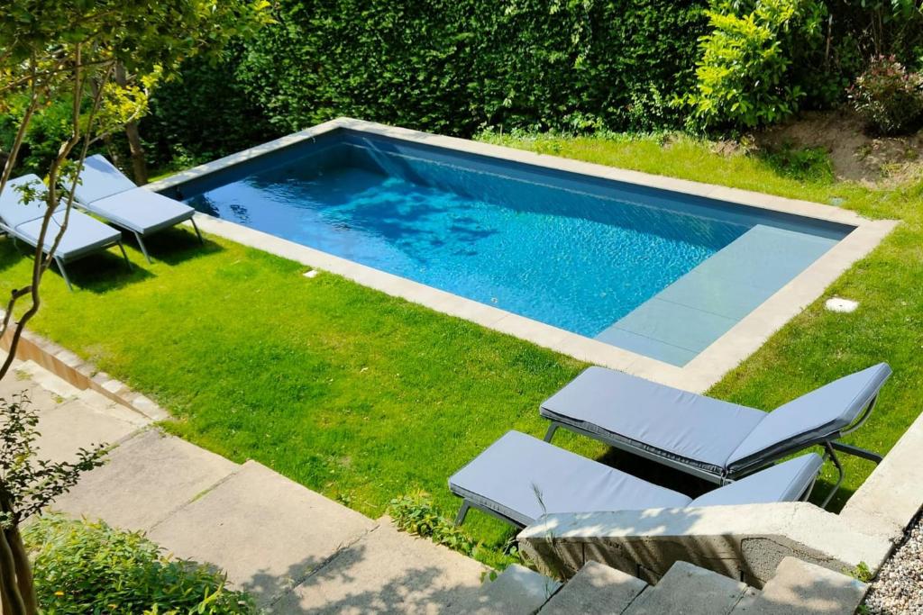 Villa les Roses - House with swimming pool and garden