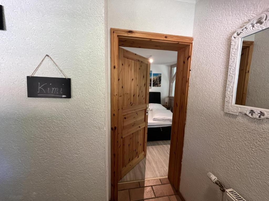 Postel nebo postele na pokoji v ubytování Ferienwohnung Kimi in Wieck