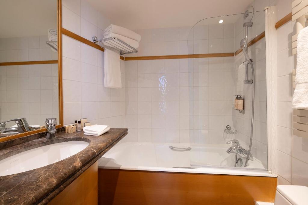 Royal Saint Michel - Resim 40