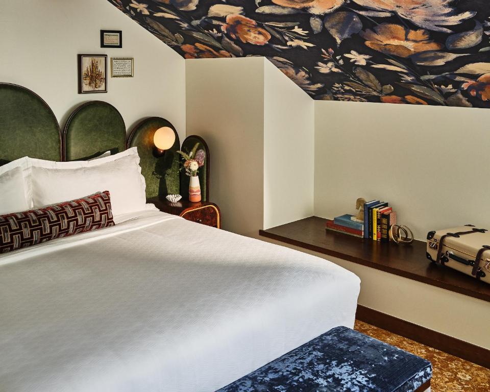 The Crawford Hotel - 