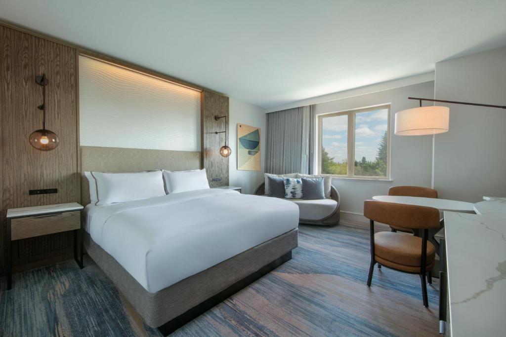The Westin Sacramento Riverfront Hotel & Spa - 