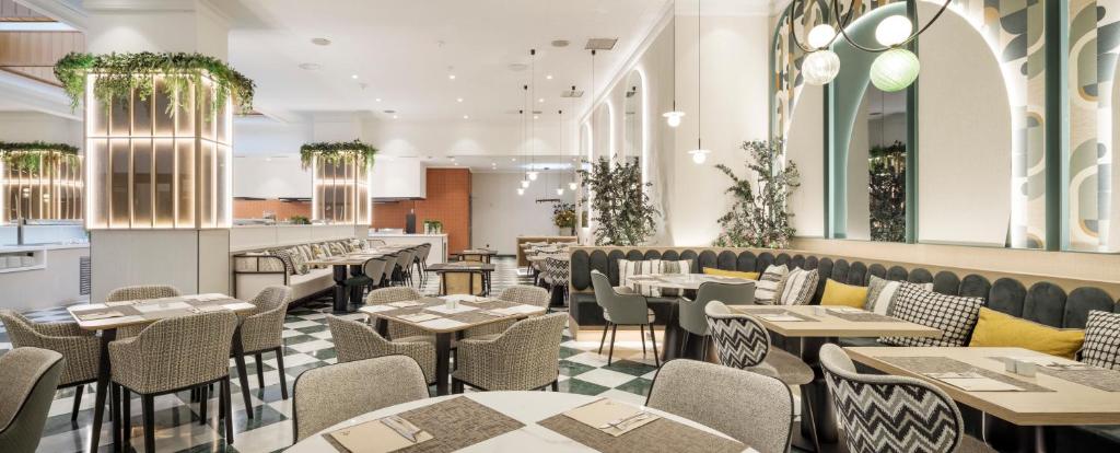 Ilunion Les Corts Spa - Resim 42