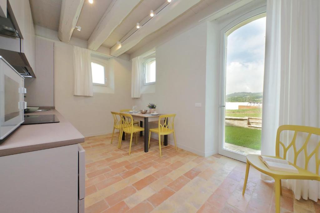 Kuchyň nebo kuchyňský kout v ubytování Agriturismo Biancarda