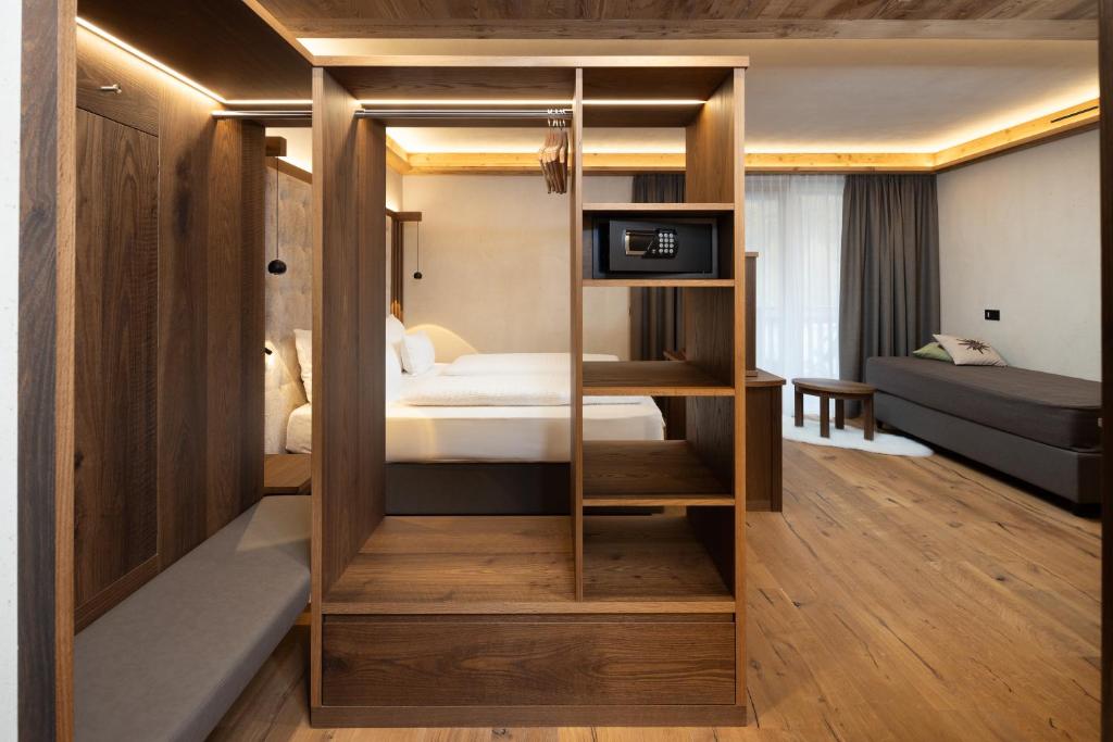 Camino Rustic Chic Hotel - Deluxe Triple Room