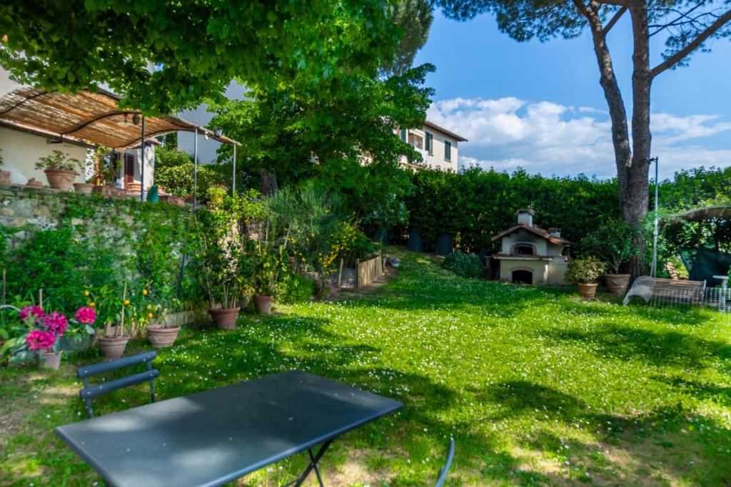 Zahrada ubytování Fienile I Cipressi - Retreat with stunning views