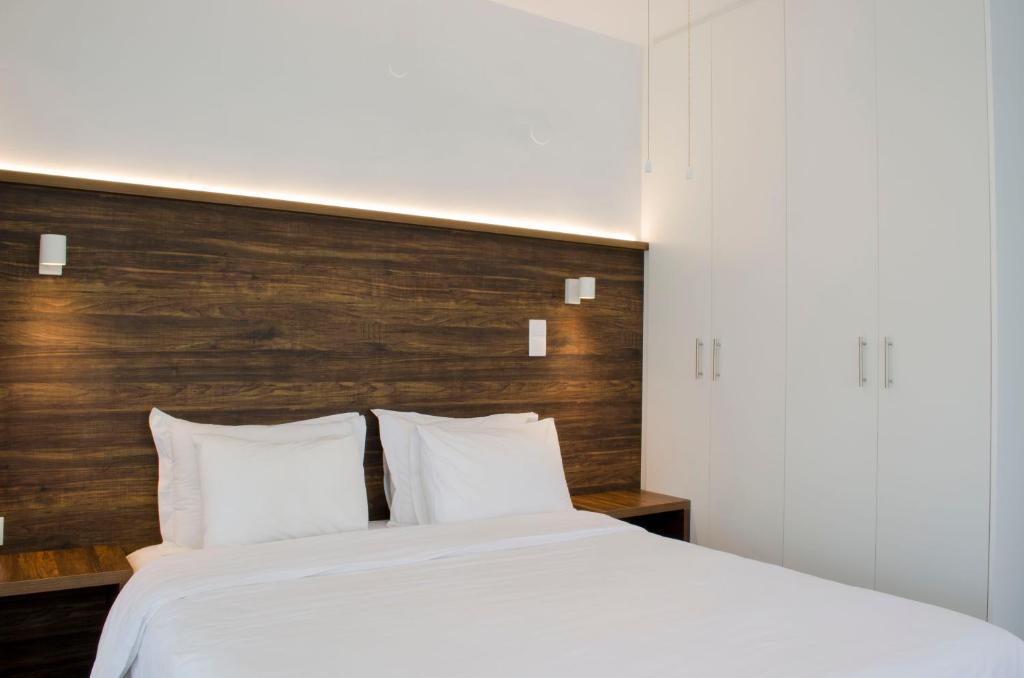 Posteľ alebo postele v izbe v ubytovaní Thess1home Grand Mistral