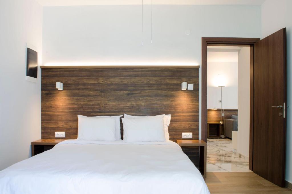 Posteľ alebo postele v izbe v ubytovaní Thess1home Grand Mistral