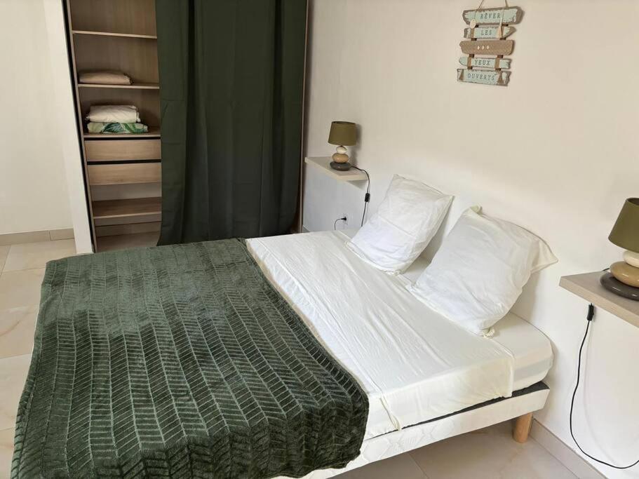 Postel nebo postele na pokoji v ubytování Villa Noo La
