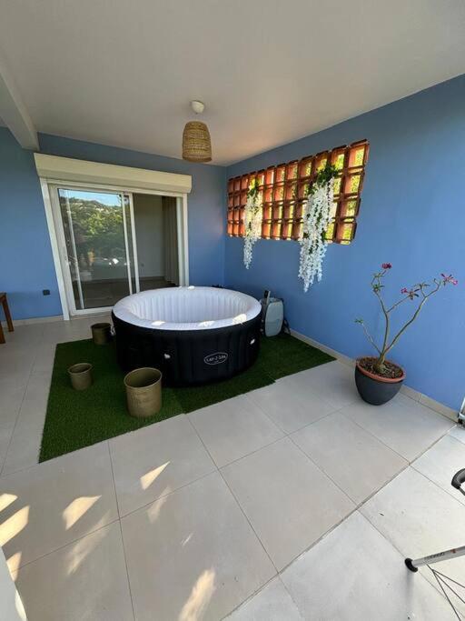 Fotografie z fotogalerie ubytování Villa Noo La v destinaci Le Robert