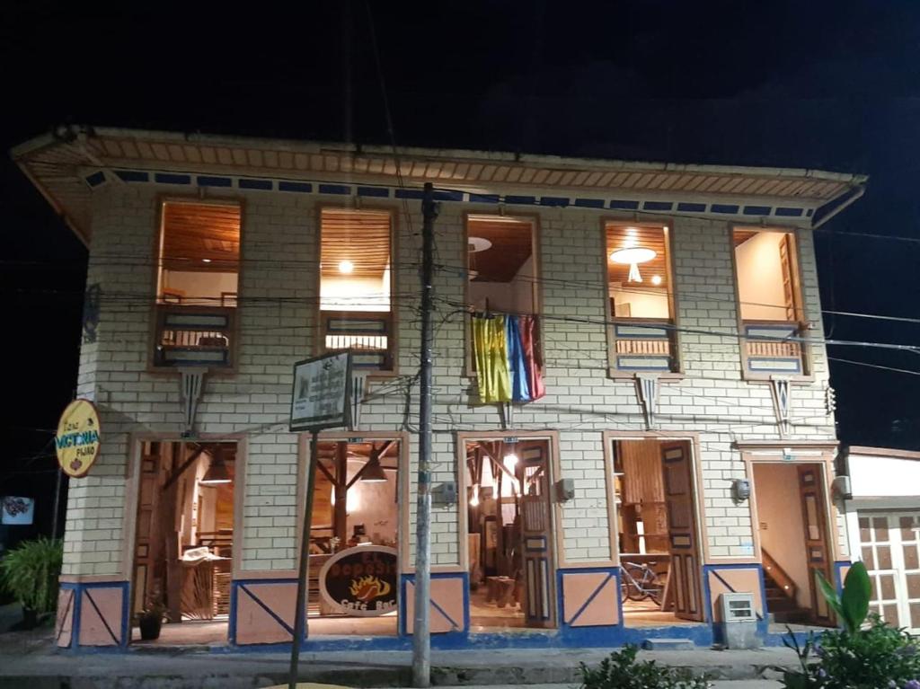 El edificio en el que está el hotel