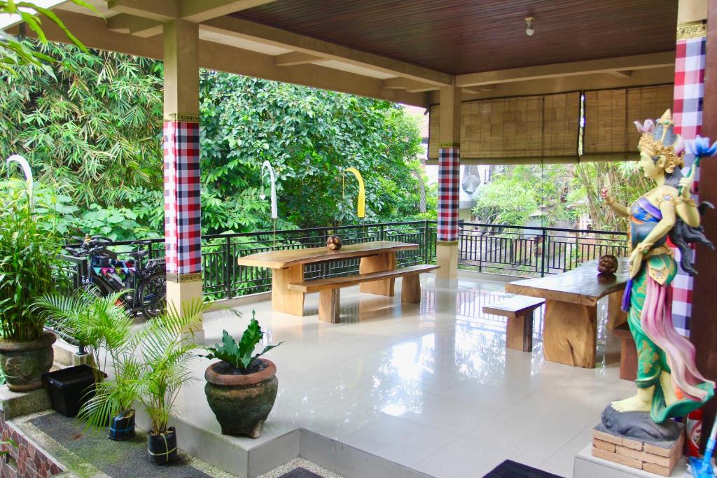 Guesthouse Gusti Putu Oka - 12