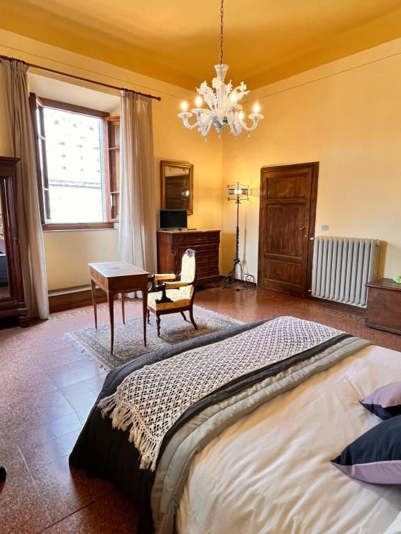 Al Palazzo del Capitano - Dimora storica - Double Room With Private Bathroom