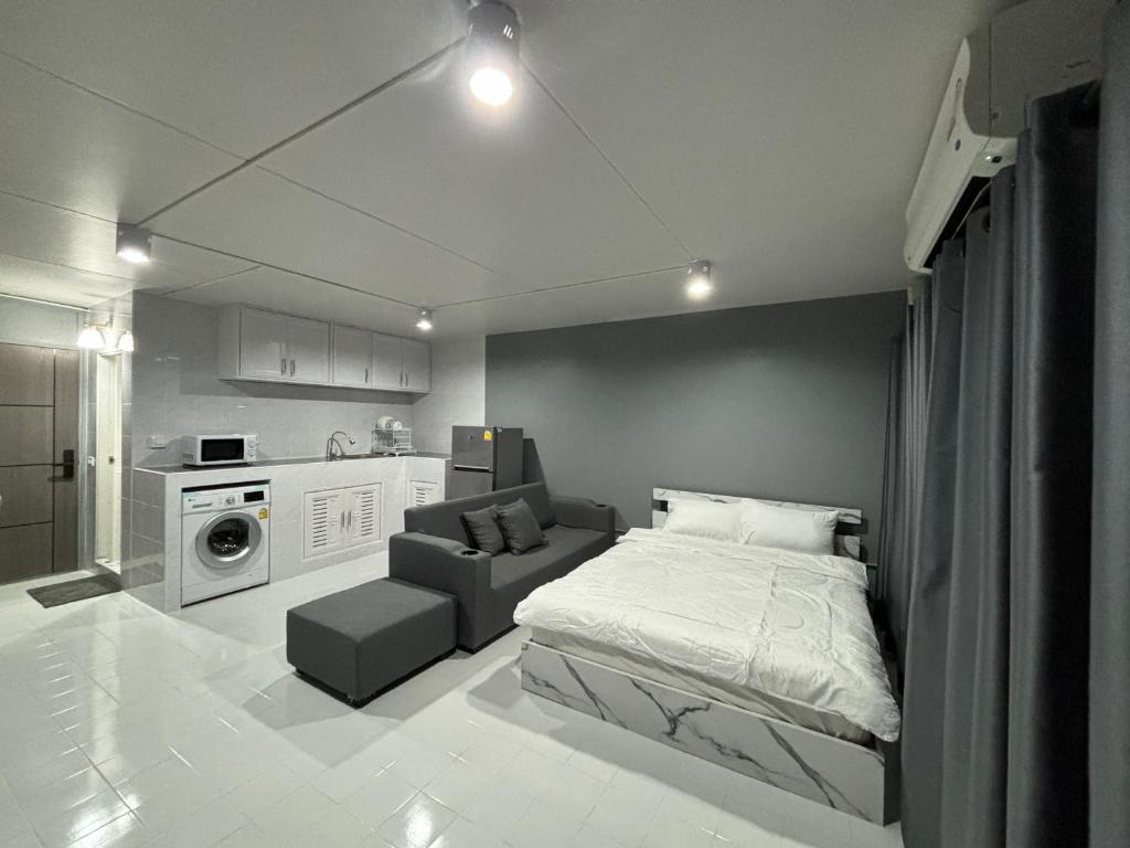 Η κουζίνα ή μικρή κουζίνα στο Impact Donmuang Popular Condo C5