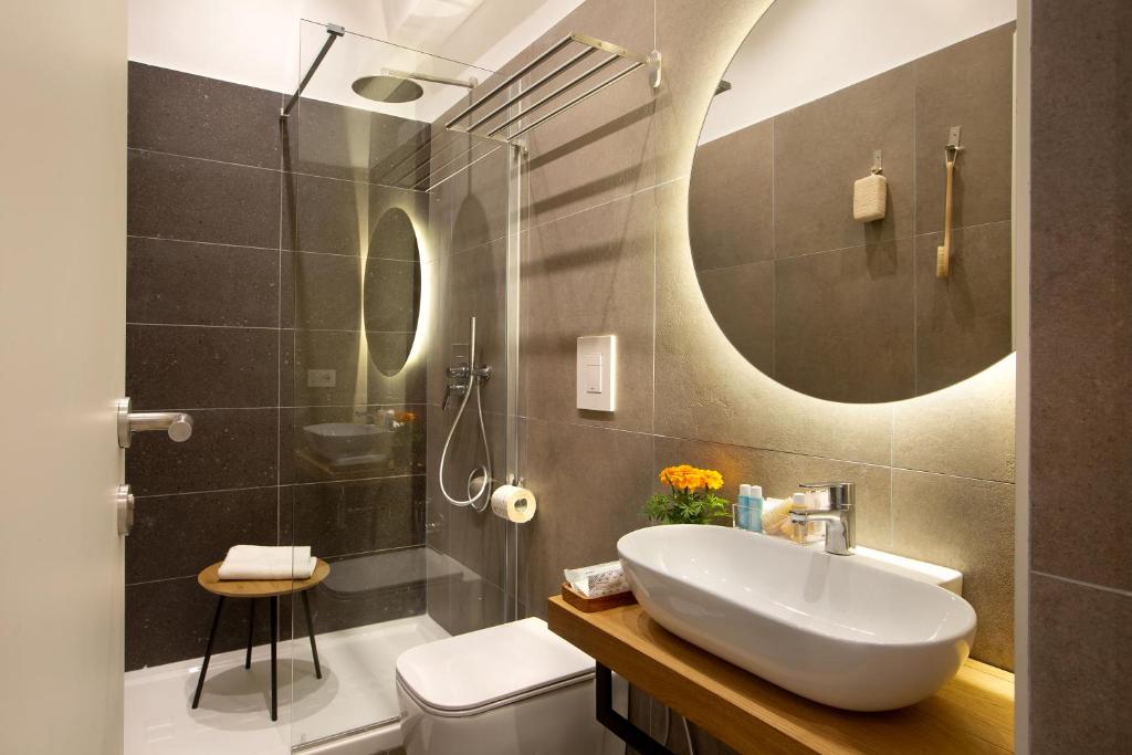 Koupelna v ubytování MARE FUORI ROOMS
