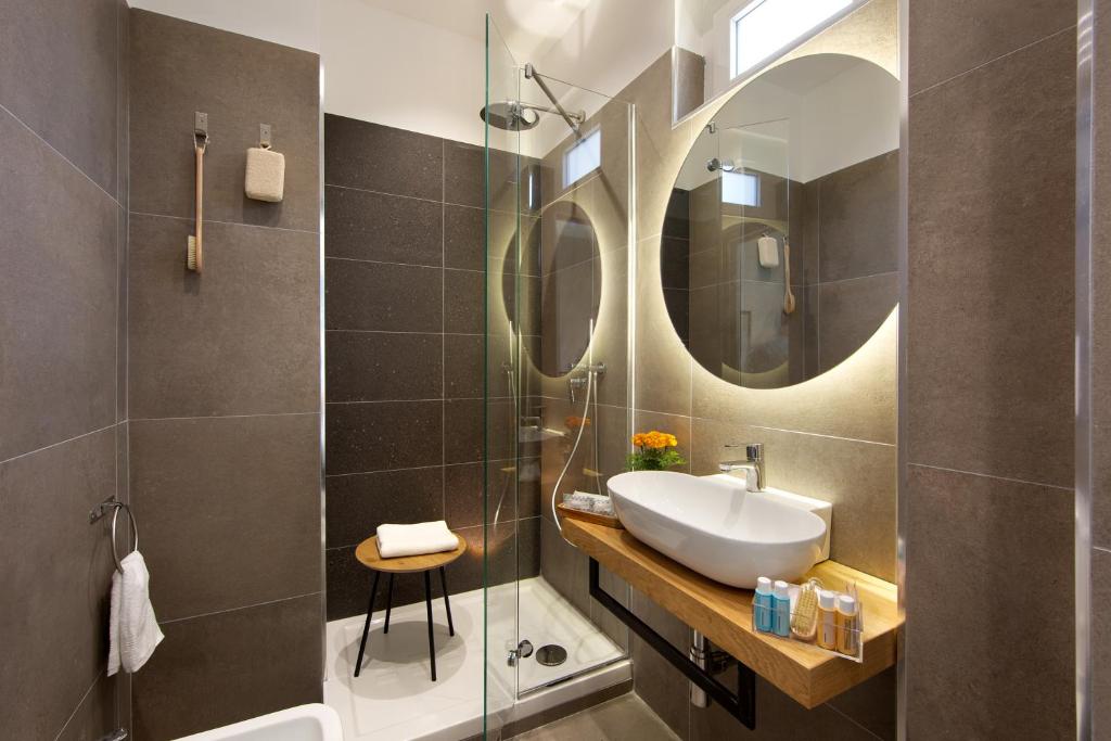Koupelna v ubytování MARE FUORI ROOMS