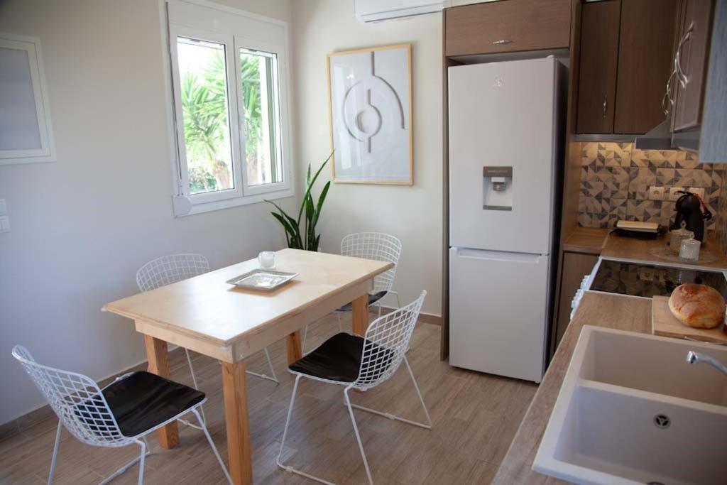 Kuchyň nebo kuchyňský kout v ubytování Casa da Bugainvillea