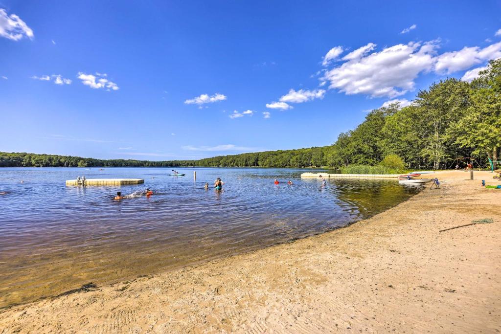 Poconos Vacation Rental with Lake Access and Hot Tub!, Gouldsboro Updated 2024 Prices