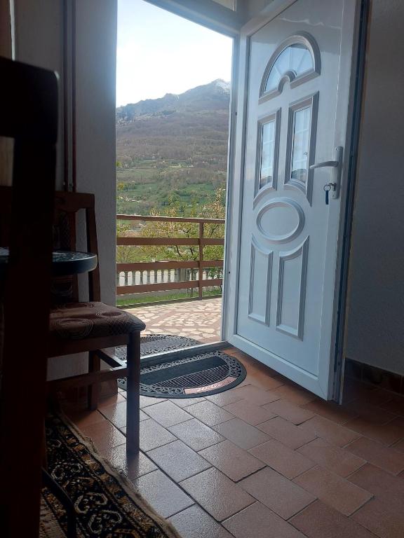 Rooms Lida & Friendly home - 17