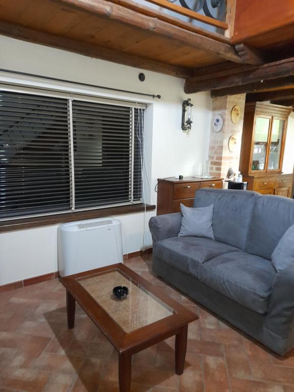 Χώρος καθιστικού στο CASA ALESSIA MONOLOCALE