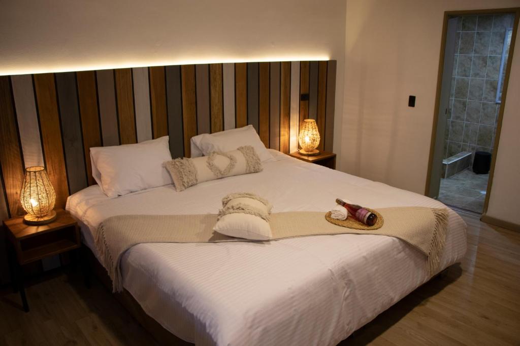 Postel nebo postele na pokoji v ubytování Marbore hotel & Spa