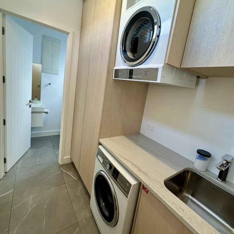 Koupelna v ubytování Luxury Lakeview Apartment - Lake Tekapo