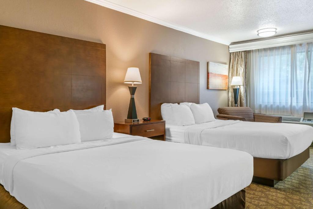 Best Western of Hartland - Queen Room With Two Queen Beds - Disability Access