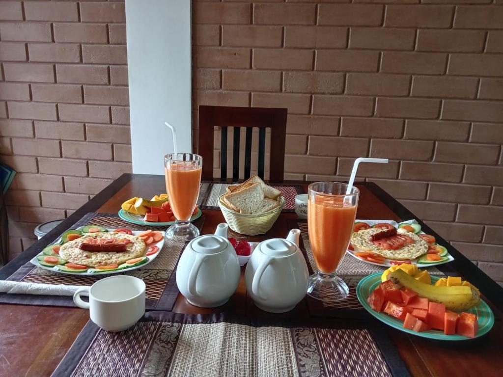 Jídlo v hotelu nebo okolí